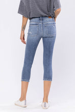 Load image into Gallery viewer, Judy Blue Wren Full Size Distressed Mid-Rise Denim Capri
