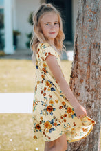 Load image into Gallery viewer, Girls Floral Round Neck Short Sleeve Dress with Pockets
